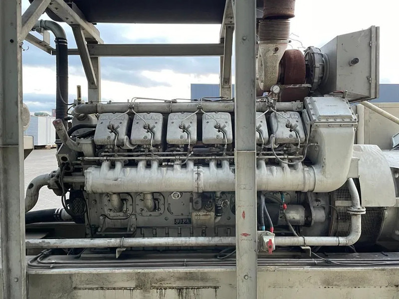 Deutz MWM TBD 604 BV12 Leroy Somer 1450 kVA generatorset ex emergency ! - Generador industriale: foto 5 Deutz MWM TBD 604 BV12 Leroy Somer 1450 kVA generatorset ex emergency ! - Generador industriale: foto 5