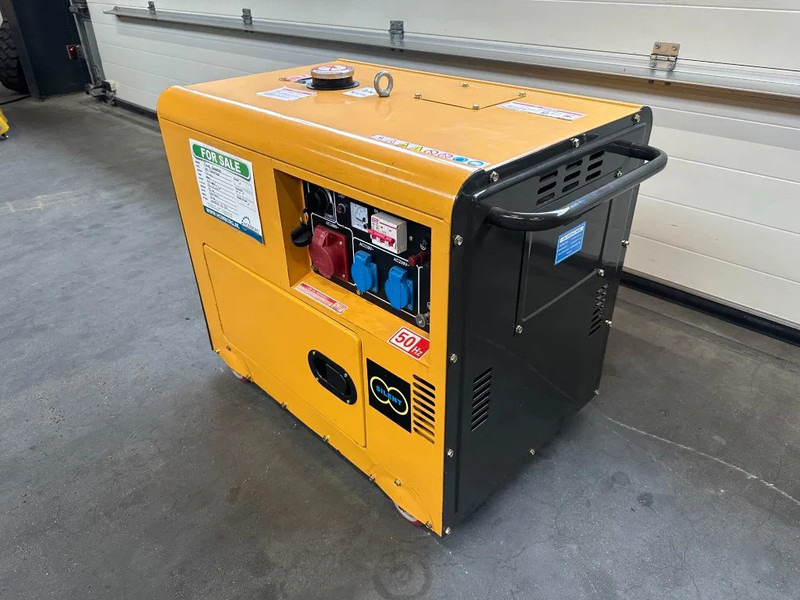 Diesel Diesel Generator UK-9500 5.5 kW 230 en 400 Volt Silent Diesel generator New ! - Generador industriale: foto 2 Diesel Diesel Generator UK-9500 5.5 kW 230 en 400 Volt Silent Diesel generator New ! - Generador industriale: foto 2