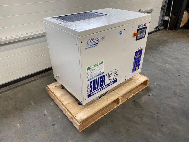 Fiac NewSilver 15 1430 L / min 11 kW 10 Bar Elektrische Schroefcompressor Nieuw ! - Compresor de aire: foto 3 Fiac NewSilver 15 1430 L / min 11 kW 10 Bar Elektrische Schroefcompressor Nieuw ! - Compresor de aire: foto 3