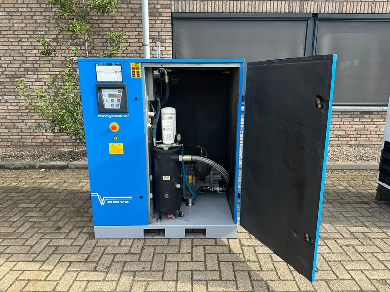 Grassair RLR 30 V9 Rollair 30V 22 kW 3000 L / min 10 Bar Elektrische Schroefcompressor Frequentiegeregeld - Compresor de aire: foto 5 Grassair RLR 30 V9 Rollair 30V 22 kW 3000 L / min 10 Bar Elektrische Schroefcompressor Frequentiegeregeld - Compresor de aire: foto 5