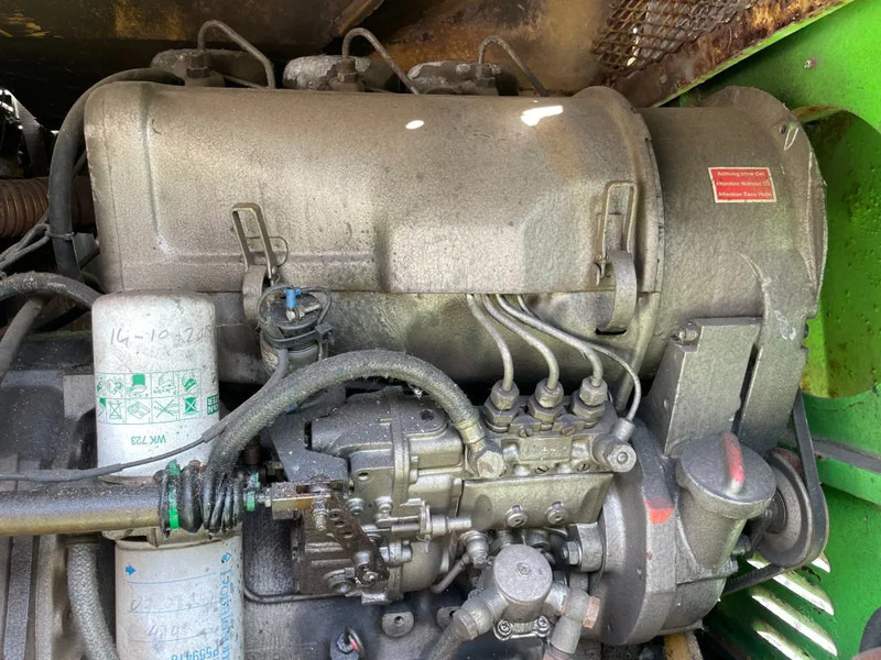 Grove MZ90 Deutz F3L912 Diesel 4 x 4 Telescoophoogwerker 27.6 meter werkhoogte - Plataforma telescopica: foto 5 Grove MZ90 Deutz F3L912 Diesel 4 x 4 Telescoophoogwerker 27.6 meter werkhoogte - Plataforma telescopica: foto 5
