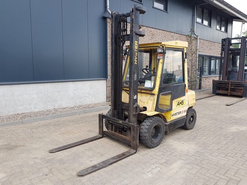 Hyster H2.50XM 2.5 ton Duplex Sideshift LPG Heftruck - Carretilla elevadora de gas: foto 2 Hyster H2.50XM 2.5 ton Duplex Sideshift LPG Heftruck - Carretilla elevadora de gas: foto 2