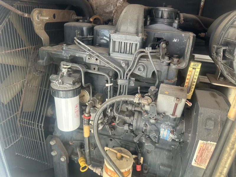 Generador industriale Iveco FPT NEF45 SM1A.A004 Stamford 60 kVA Silent Renrtal generatorset: foto 14