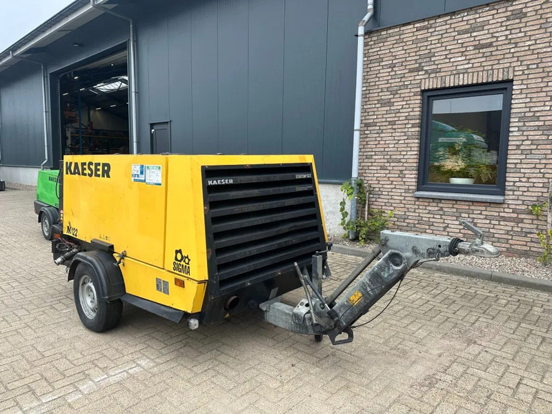 Kaeser M122 Deutz 11.1 m3 / min 10 Bar 83 kW Mobiele Diesel Compressor - Compresor de aire: foto 4 Kaeser M122 Deutz 11.1 m3 / min 10 Bar 83 kW Mobiele Diesel Compressor - Compresor de aire: foto 4