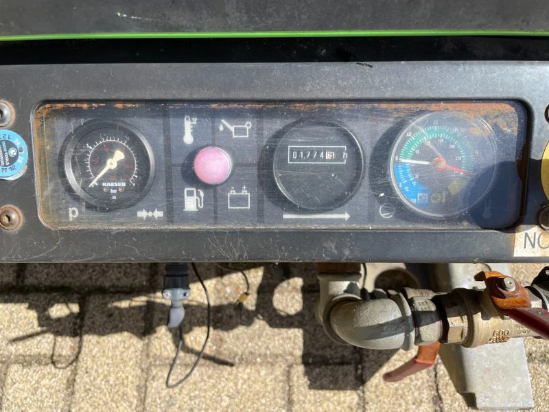 Kaeser M43 Kubota 4,2 m3 / min 7 Bar 30 kW Silent Diesel Compressor - Compresor de aire: foto 3 Kaeser M43 Kubota 4,2 m3 / min 7 Bar 30 kW Silent Diesel Compressor - Compresor de aire: foto 3