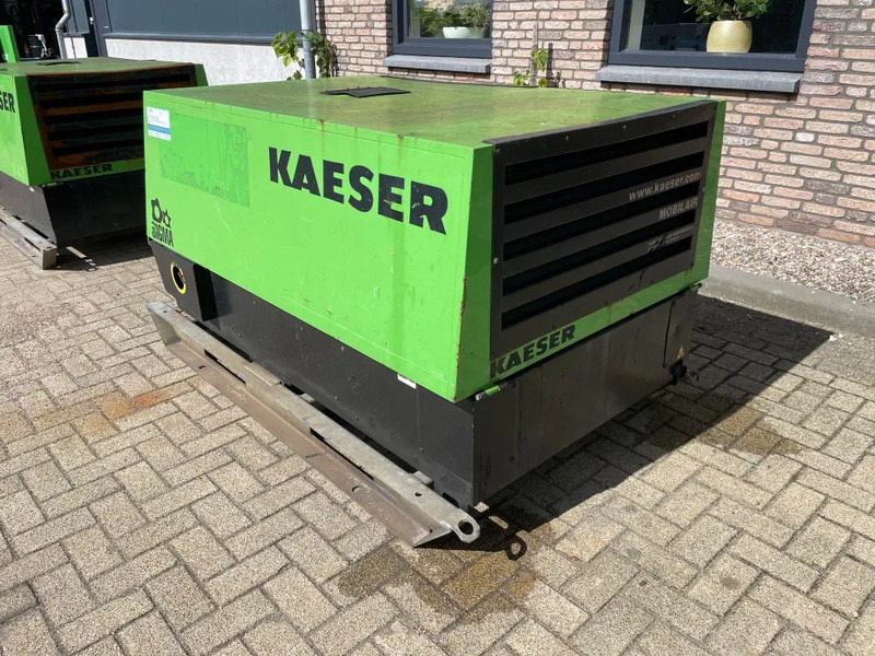 Kaeser M43 Kubota 4,2 m3 / min 7 Bar 30 kW Silent Diesel Compressor - Compresor de aire: foto 4 Kaeser M43 Kubota 4,2 m3 / min 7 Bar 30 kW Silent Diesel Compressor - Compresor de aire: foto 4