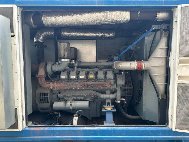 Generador industriale MAN MAN D2842 LE 213 met Leroy Somer 800 kVA Silent generatorset as New ! 410 hours !: foto 14