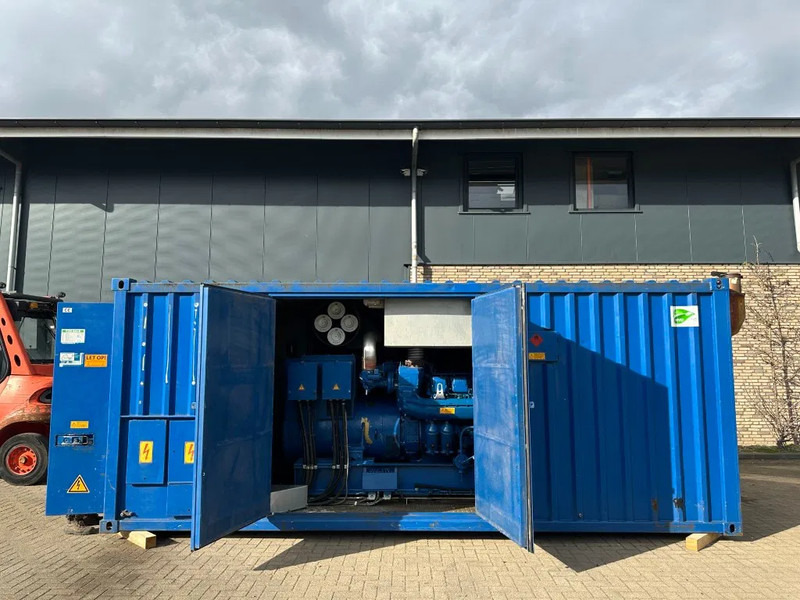 MTU 450 kVA Supersilent generatorset in 20 ft container aggregaat - Generador industriale: foto 3 MTU 450 kVA Supersilent generatorset in 20 ft container aggregaat - Generador industriale: foto 3