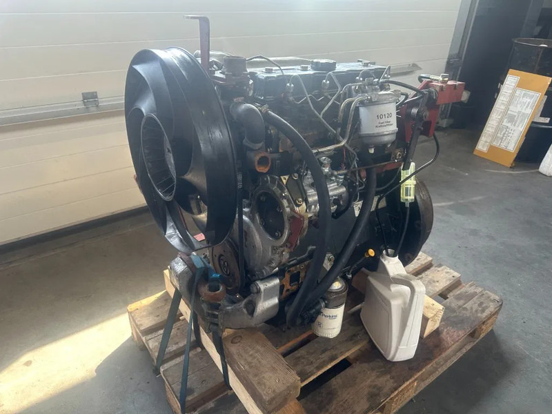 Perkins 1004-40 Diesel Engine 4 cilinder 65 PK Motor t.b.v Linde Heftruck - Motor para Equipo de manutención: foto 5 Perkins 1004-40 Diesel Engine 4 cilinder 65 PK Motor t.b.v Linde Heftruck - Motor para Equipo de manutención: foto 5