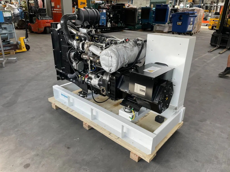 Raywin 4F24TI00 Stage V 38 kVA New Generatorset Stage 5 - Generador industriale: foto 3 Raywin 4F24TI00 Stage V 38 kVA New Generatorset Stage 5 - Generador industriale: foto 3
