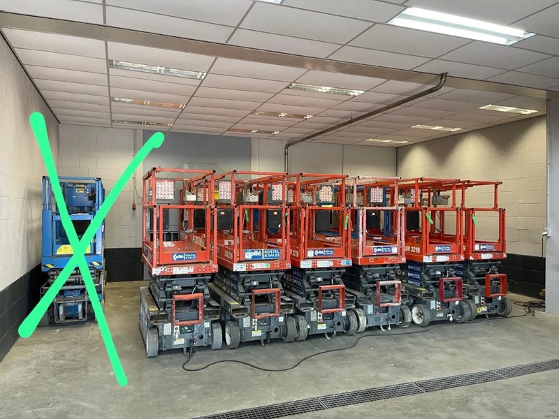 Plataforma articulada Skyjack SJIII 3219 Elektra Schaarhoogwerker 7.6 meter werkhoogte 21 stuks / pieces: foto 9