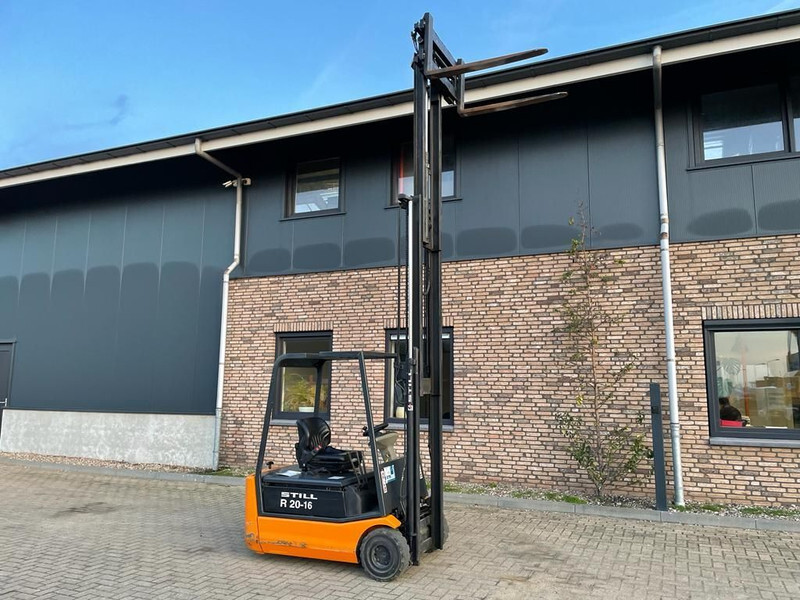 Still R20-16 Elektra 1.6 ton Triplex Freelift Sideshift Heftruck - Carretilla elevadora eléctrica: foto 5 Still R20-16 Elektra 1.6 ton Triplex Freelift Sideshift Heftruck - Carretilla elevadora eléctrica: foto 5