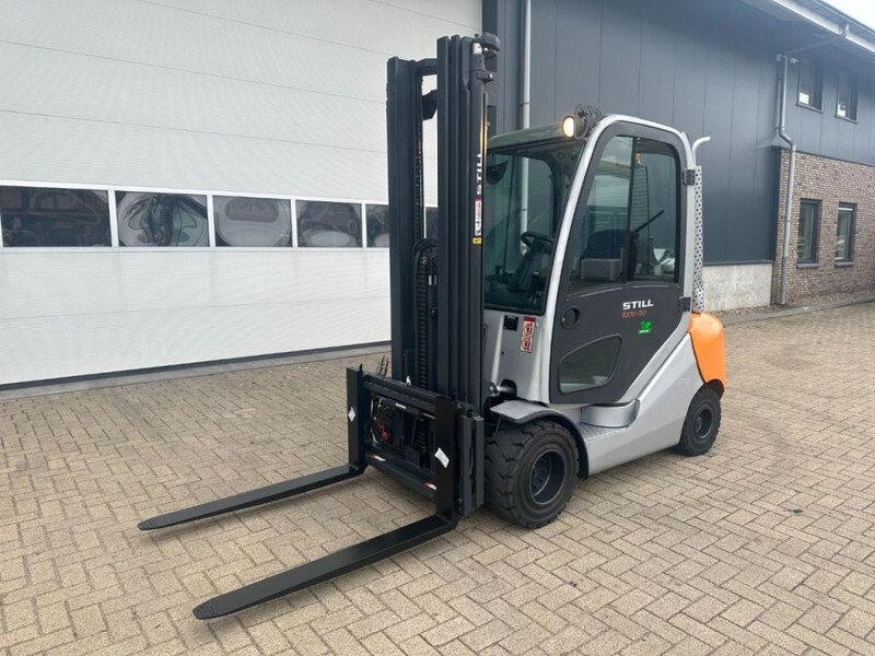 Still RX70-30T 3 ton Triplex Freelift Sideshift LPG Heftruck - Carretilla elevadora de gas: foto 2 Still RX70-30T 3 ton Triplex Freelift Sideshift LPG Heftruck - Carretilla elevadora de gas: foto 2