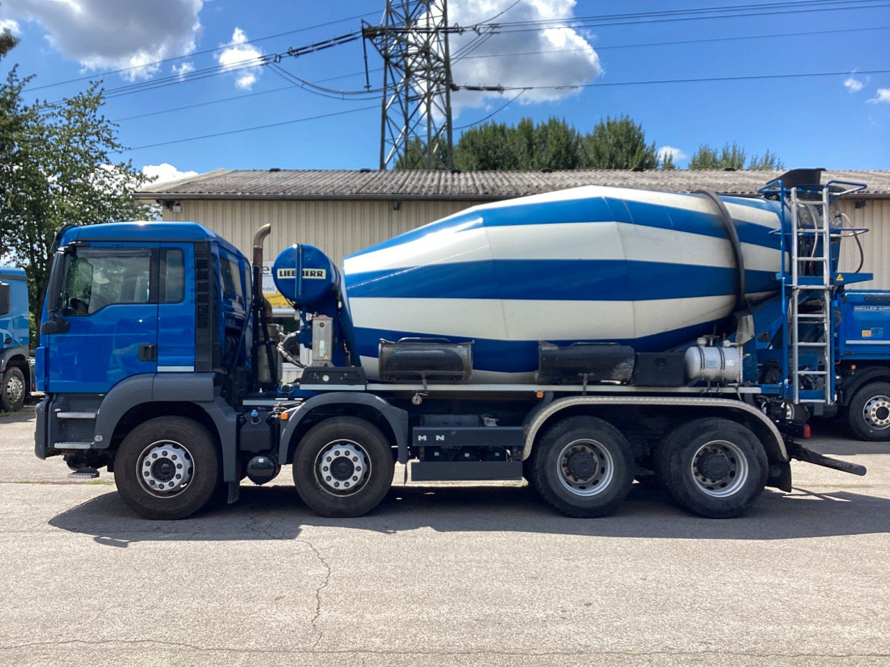 MAN TGS 35.470 8x4 Liebherr HTM905P Intarder Betonmi - Camión hormigonera: foto 2 MAN TGS 35.470 8x4 Liebherr HTM905P Intarder Betonmi - Camión hormigonera: foto 2