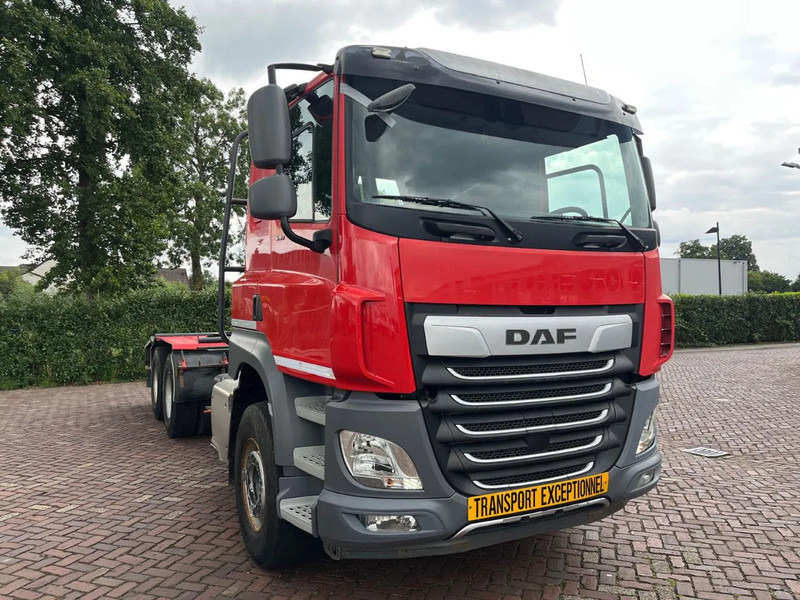 DAF CF 530 FAT intarder - Camión caja cerrada: foto 4 DAF CF 530 FAT intarder - Camión caja cerrada: foto 4