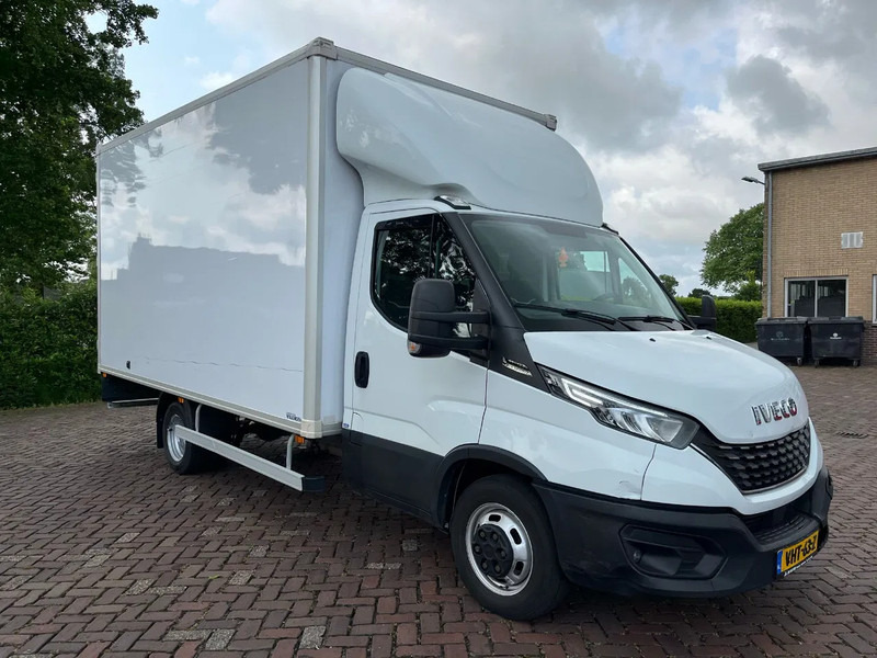 Iveco Daily 35C16 Achterdeuren (15 diverse modellen op voorraad) - Furgoneta caja cerrada, Furgoneta combi: foto 5 Iveco Daily 35C16 Achterdeuren (15 diverse modellen op voorraad) - Furgoneta caja cerrada, Furgoneta combi: foto 5
