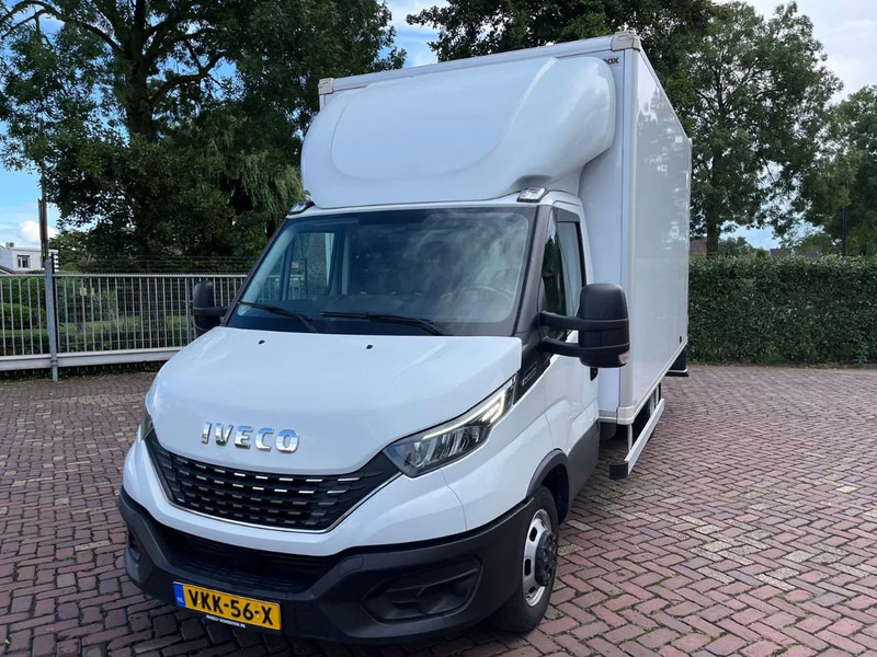 Iveco Daily 35C16 Achterdeuren (15 diverse modellen op voorraad) - Furgoneta caja cerrada, Furgoneta combi: foto 2 Iveco Daily 35C16 Achterdeuren (15 diverse modellen op voorraad) - Furgoneta caja cerrada, Furgoneta combi: foto 2