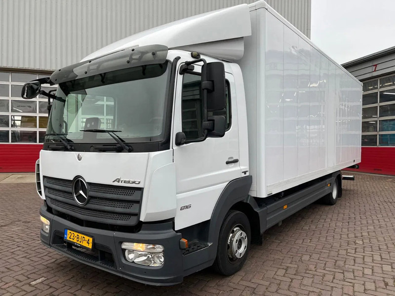 Mercedes-Benz Atego 816 - Camión caja cerrada: foto 1 Mercedes-Benz Atego 816 - Camión caja cerrada: foto 1
