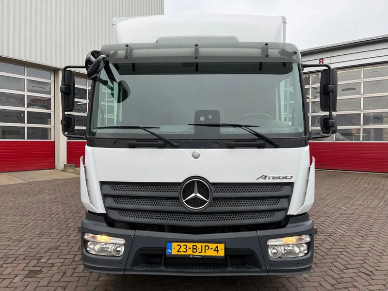 Mercedes-Benz Atego 816 - Camión caja cerrada: foto 2 Mercedes-Benz Atego 816 - Camión caja cerrada: foto 2