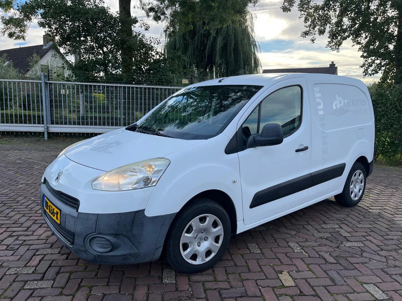 Peugeot Partner 120 1.6 HDI (motorstoring. Maximale snelheid 70 km per uur) - Furgoneta pequeña: foto 1 Peugeot Partner 120 1.6 HDI (motorstoring. Maximale snelheid 70 km per uur) - Furgoneta pequeña: foto 1