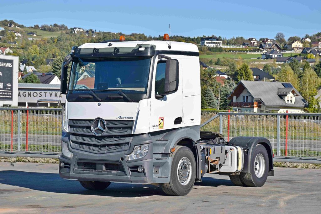Mercedes-Benz ACTROS 1843 * Sattelzugmaschine * TOPZUSTAND - Cabeza tractora: foto 1 Mercedes-Benz ACTROS 1843 * Sattelzugmaschine * TOPZUSTAND - Cabeza tractora: foto 1