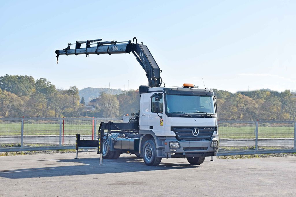 Mercedes-Benz ACTROS 1844 * Sattelzugmaschine *HIAB 330-5/FUNK Mercedes-Benz ACTROS 1844 * Sattelzugmaschine *HIAB 330-5/FUNK - Cabeza tractora: foto 2 Mercedes-Benz ACTROS 1844 * Sattelzugmaschine *HIAB 330-5/FUNK Mercedes-Benz ACTROS 1844 * Sattelzugmaschine *HIAB 330-5/FUNK - Cabeza tractora: foto 2