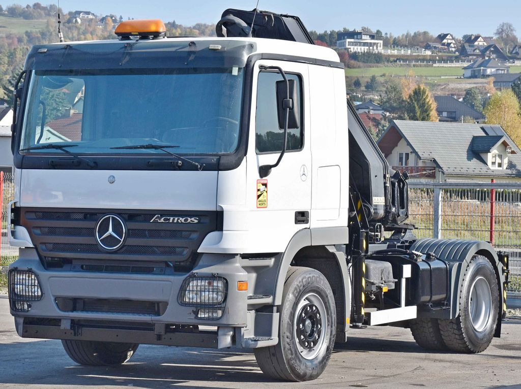 Mercedes-Benz ACTROS 1844 * Sattelzugmaschine *HIAB 330-5/FUNK Mercedes-Benz ACTROS 1844 * Sattelzugmaschine *HIAB 330-5/FUNK - Cabeza tractora: foto 3 Mercedes-Benz ACTROS 1844 * Sattelzugmaschine *HIAB 330-5/FUNK Mercedes-Benz ACTROS 1844 * Sattelzugmaschine *HIAB 330-5/FUNK - Cabeza tractora: foto 3