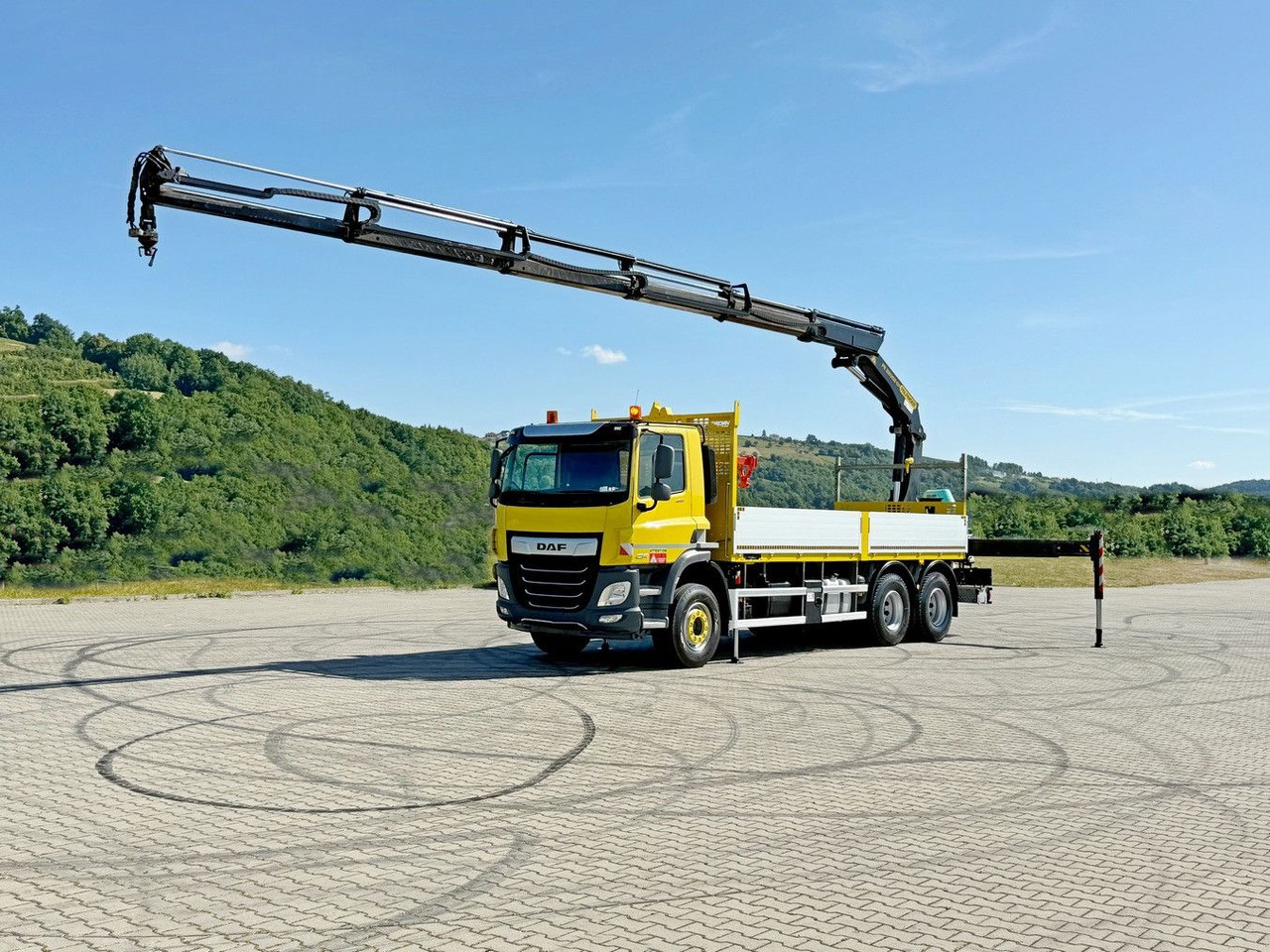 DAF CF 450 * PK 22002 - EH D + FUNK * 6x4 * TOP - Camión grúa: foto 2 DAF CF 450 * PK 22002 - EH D + FUNK * 6x4 * TOP - Camión grúa: foto 2