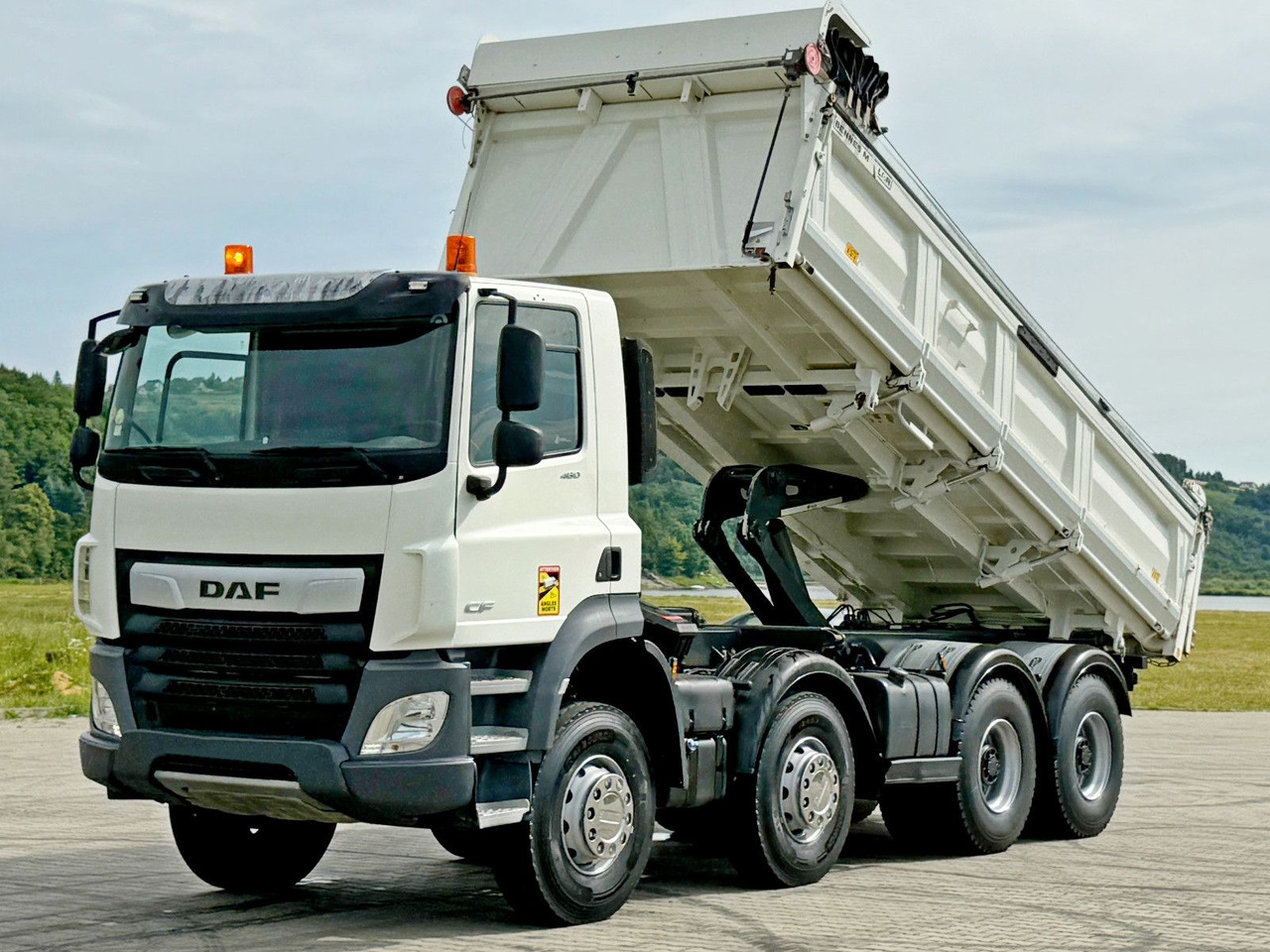 DAF CF 480 * Kipper 6,00 m + BORDMATIC/ 8x4 * TOP - Camión volquete, Camión grúa: foto 5 DAF CF 480 * Kipper 6,00 m + BORDMATIC/ 8x4 * TOP - Camión volquete, Camión grúa: foto 5