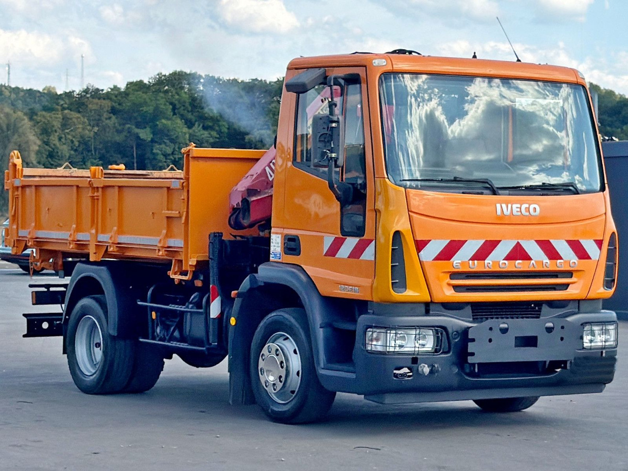 Iveco EUROCARGO 120E18 * HMF 403 K1 * TOPZUSTAND - Furgoneta basculante: foto 4 Iveco EUROCARGO 120E18 * HMF 403 K1 * TOPZUSTAND - Furgoneta basculante: foto 4