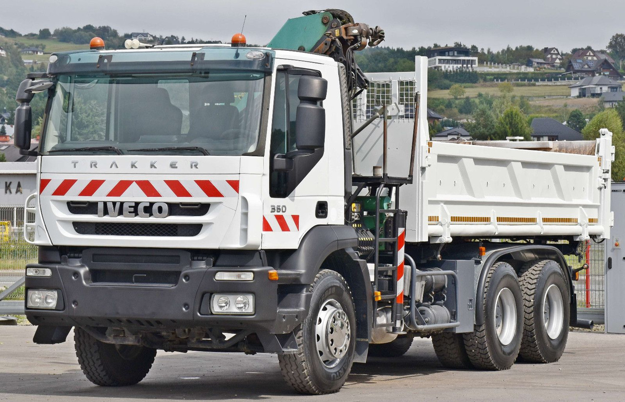 Iveco TRAKKER 360 * Kipper 5,20m* PK 16502 / FUNK*6x4 - Camión grúa: foto 5 Iveco TRAKKER 360 * Kipper 5,20m* PK 16502 / FUNK*6x4 - Camión grúa: foto 5