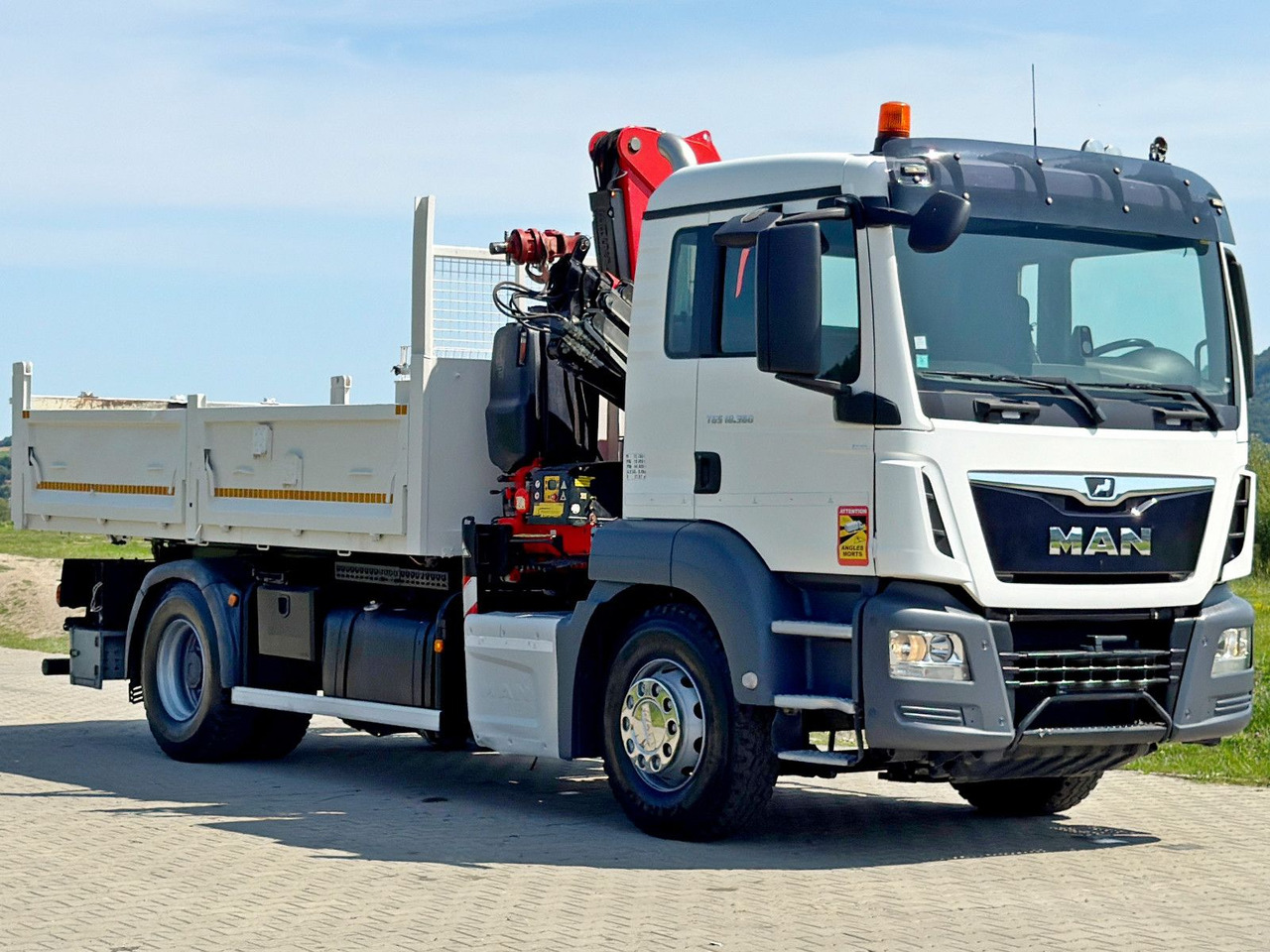MAN TGS 18.360 * FASSI F135A.0.23 + FUNK * TOP - Camión volquete, Camión grúa: foto 4 MAN TGS 18.360 * FASSI F135A.0.23 + FUNK * TOP - Camión volquete, Camión grúa: foto 4