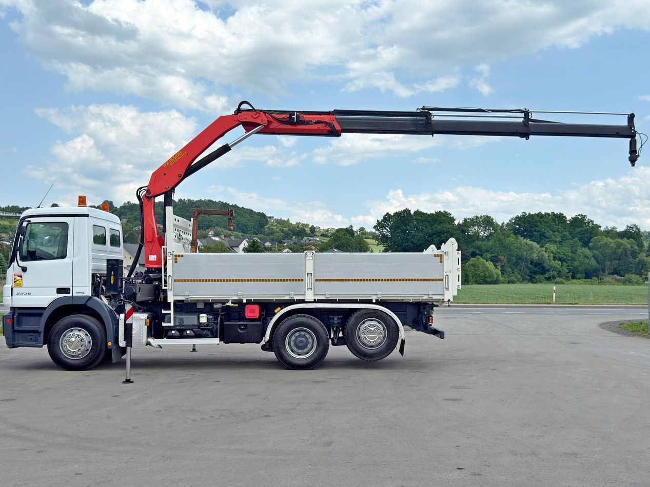 Mercedes-Benz ACTROS 2536* KIPPER 5,30m * PK 15500 + FUNK* TOP - Camión grúa: foto 5 Mercedes-Benz ACTROS 2536* KIPPER 5,30m * PK 15500 + FUNK* TOP - Camión grúa: foto 5