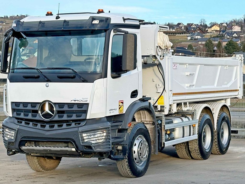 Mercedes-Benz AROCS 3240* KIPPER 5,10 + BORDMATIC / 6x4 - Camión volquete: foto 5 Mercedes-Benz AROCS 3240* KIPPER 5,10 + BORDMATIC / 6x4 - Camión volquete: foto 5
