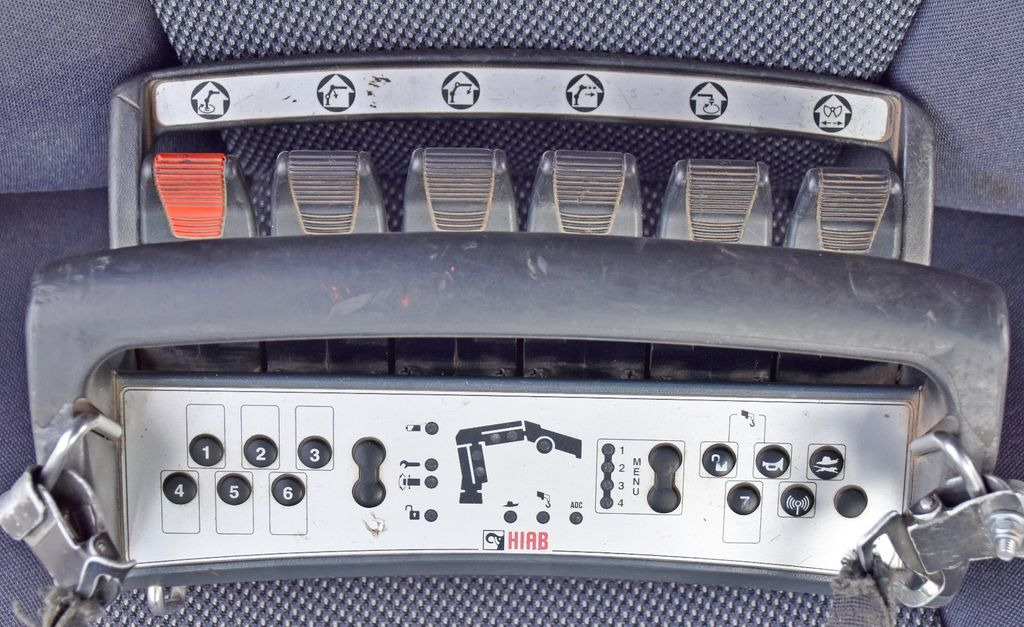 Leasing para Scania G 400 * Abschleppwagen 6,40m* KRAN + FUNK * TOP Scania G 400 * Abschleppwagen 6,40m* KRAN + FUNK * TOP Scania G 400 * Abschleppwagen 6,40m* KRAN + FUNK * TOP Scania G 400 * Abschleppwagen 6,40m* KRAN + FUNK * TOP: foto 11