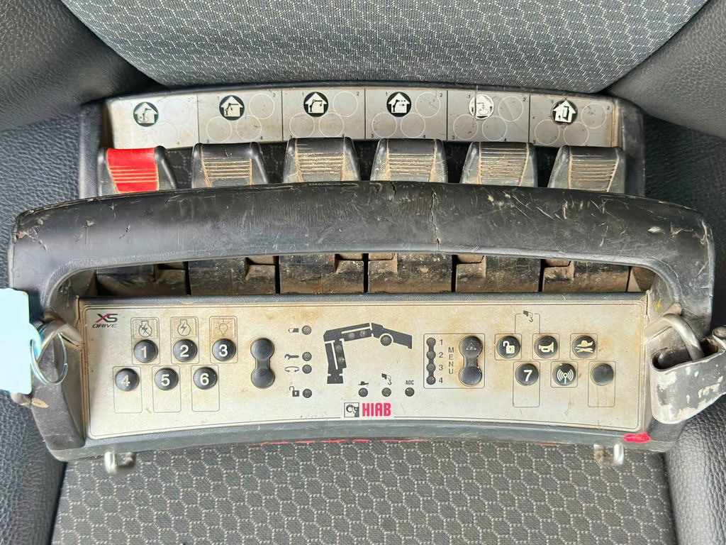 Camión grúa, Camión caja abierta Scania P 280 * HIAB 122 E - 2 HIDUO + FUNK* TOPZUSTAND Scania P 280 * HIAB 122 E - 2 HIDUO + FUNK* TOPZUSTAND: foto 11 Camión grúa, Camión caja abierta Scania P 280 * HIAB 122 E - 2 HIDUO + FUNK* TOPZUSTAND Scania P 280 * HIAB 122 E - 2 HIDUO + FUNK* TOPZUSTAND: foto 11