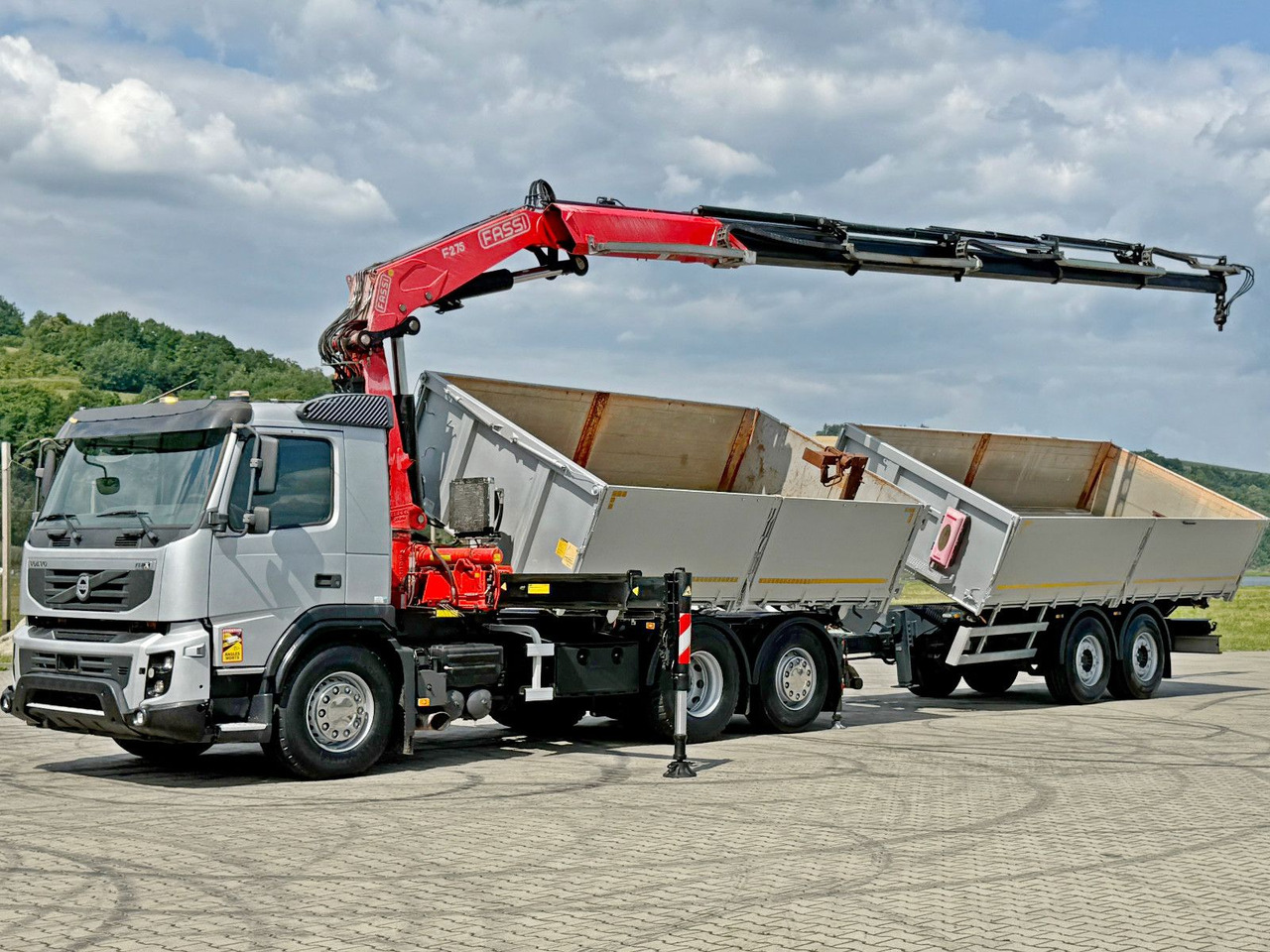 Volvo FMX 420* FASSI F275.2.25 + FUNK + Anhänger / TOP - Camión grúa: foto 3 Volvo FMX 420* FASSI F275.2.25 + FUNK + Anhänger / TOP - Camión grúa: foto 3