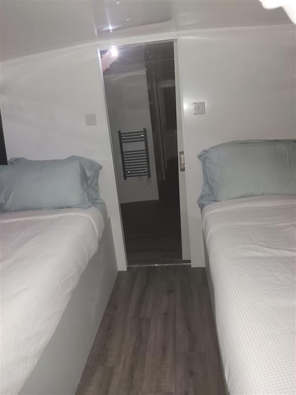 Reduced to £30,000, 2001 Double decker accommodation bus, fully equipped, MOT tested, currently in Hayes, Middlesex. - Autobús de dos pisos: foto 5 Reduced to £30,000, 2001 Double decker accommodation bus, fully equipped, MOT tested, currently in Hayes, Middlesex. - Autobús de dos pisos: foto 5