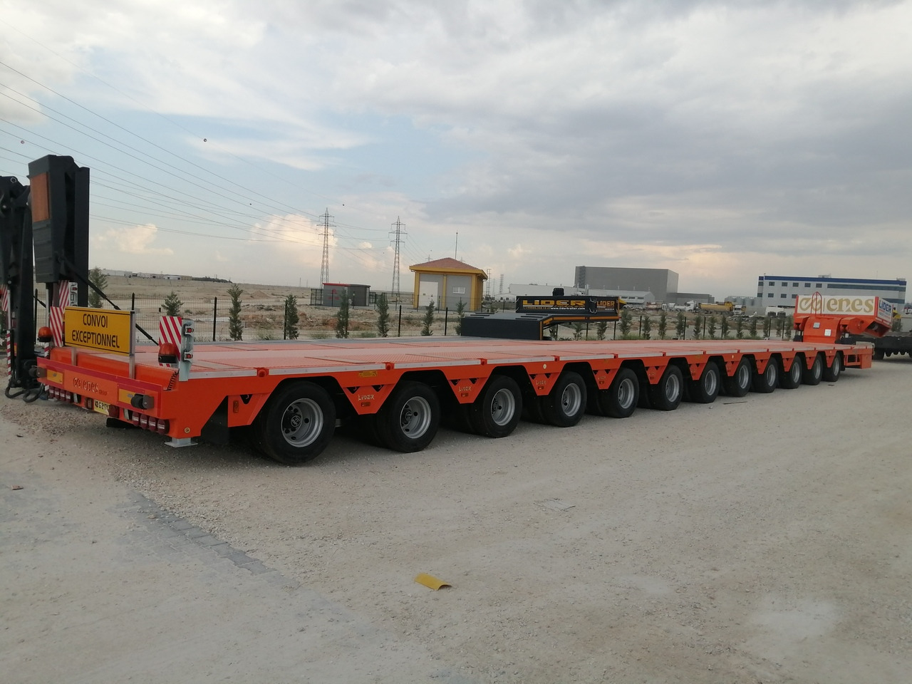 LIDER LIDER NEW 2025 MODEL Lowbed - Semirremolque góndola rebajadas: foto 4 LIDER LIDER NEW 2025 MODEL Lowbed - Semirremolque góndola rebajadas: foto 4