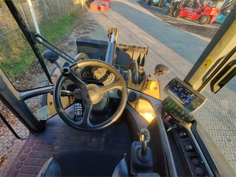 Equipo de manutención Cat 924K: foto 9 Equipo de manutención Cat 924K: foto 9