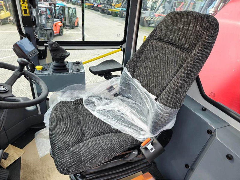 Kalmar DRU450-62S5 - Reach stacker: foto 4 Kalmar DRU450-62S5 - Reach stacker: foto 4