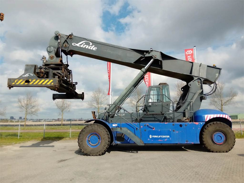 Linde C4531TL - Reach stacker: foto 2 Linde C4531TL - Reach stacker: foto 2