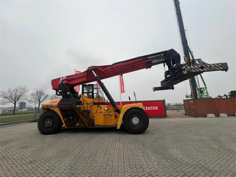 Sany RSC45C1 - Reach stacker: foto 1 Sany RSC45C1 - Reach stacker: foto 1