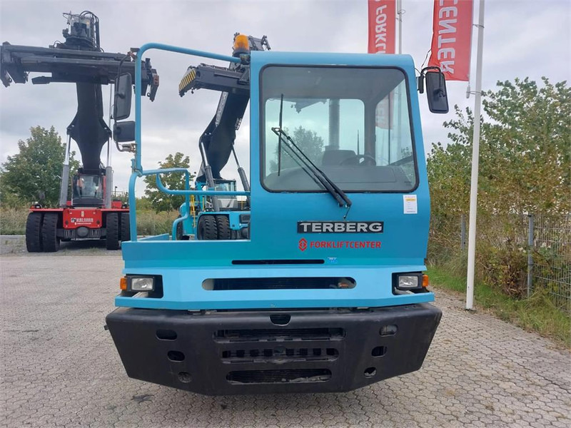 Terberg YT182 - Tractor industrial: foto 5 Terberg YT182 - Tractor industrial: foto 5