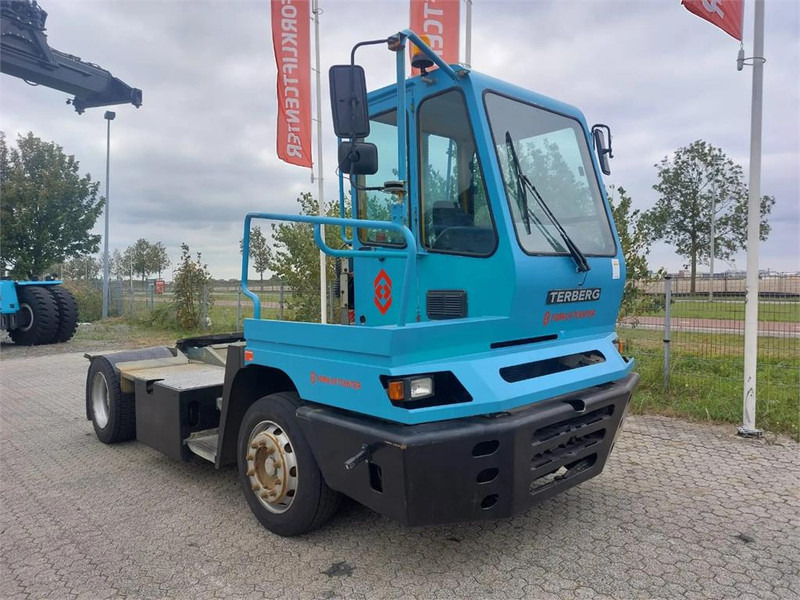 Terberg YT182 - Tractor industrial: foto 1 Terberg YT182 - Tractor industrial: foto 1