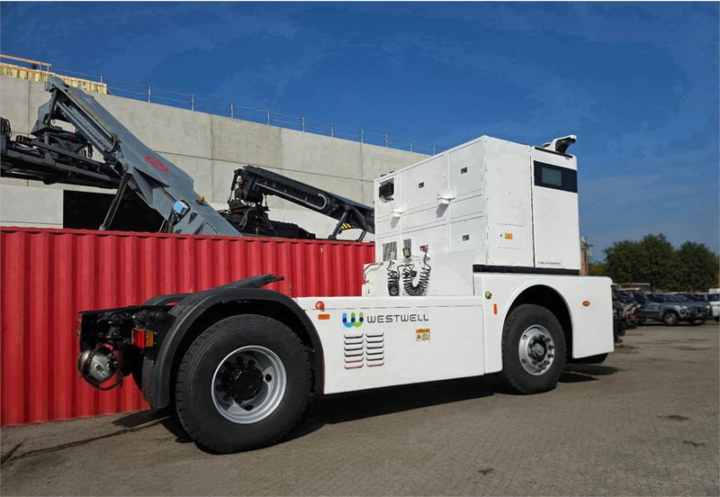 WESTWELL Autonomous Q-Truck Q084D - Tractor industrial: foto 2 WESTWELL Autonomous Q-Truck Q084D - Tractor industrial: foto 2