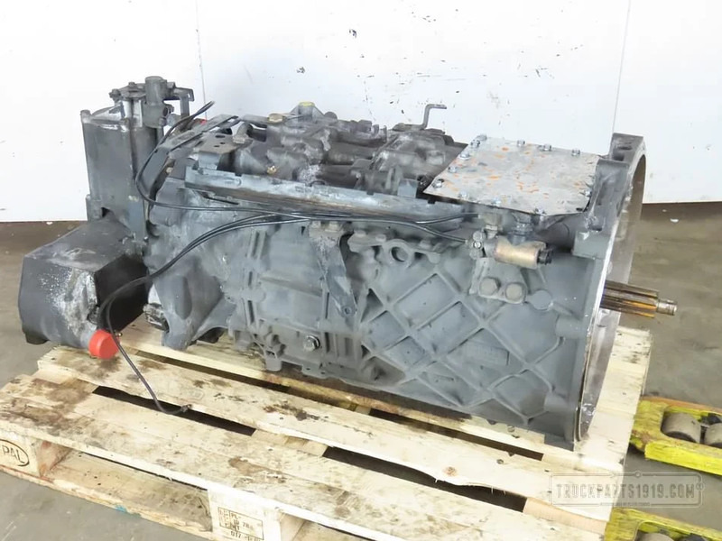 DAF Gearbox & Clutch Parts Versnellingsbak 12AS2131TD DAF - Caja de cambios para Camión: foto 1 DAF Gearbox & Clutch Parts Versnellingsbak 12AS2131TD DAF - Caja de cambios para Camión: foto 1