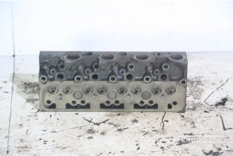 Renault Engines & Parts Renault Cilinderkop Used - Cabezal de bloque para Camión: foto 1 Renault Engines & Parts Renault Cilinderkop Used - Cabezal de bloque para Camión: foto 1