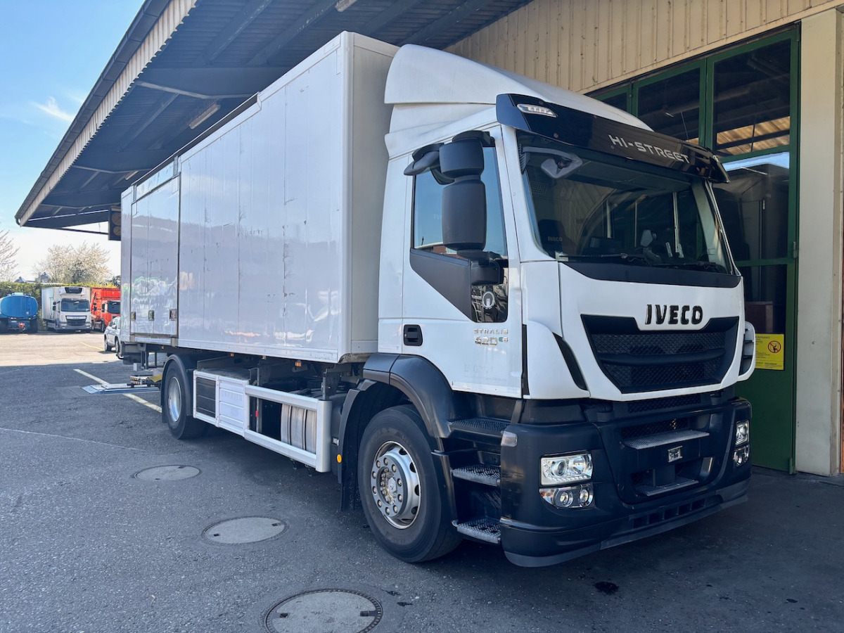 IVECO 190S42 Stralis - Camión frigorífico: foto 1 IVECO 190S42 Stralis - Camión frigorífico: foto 1