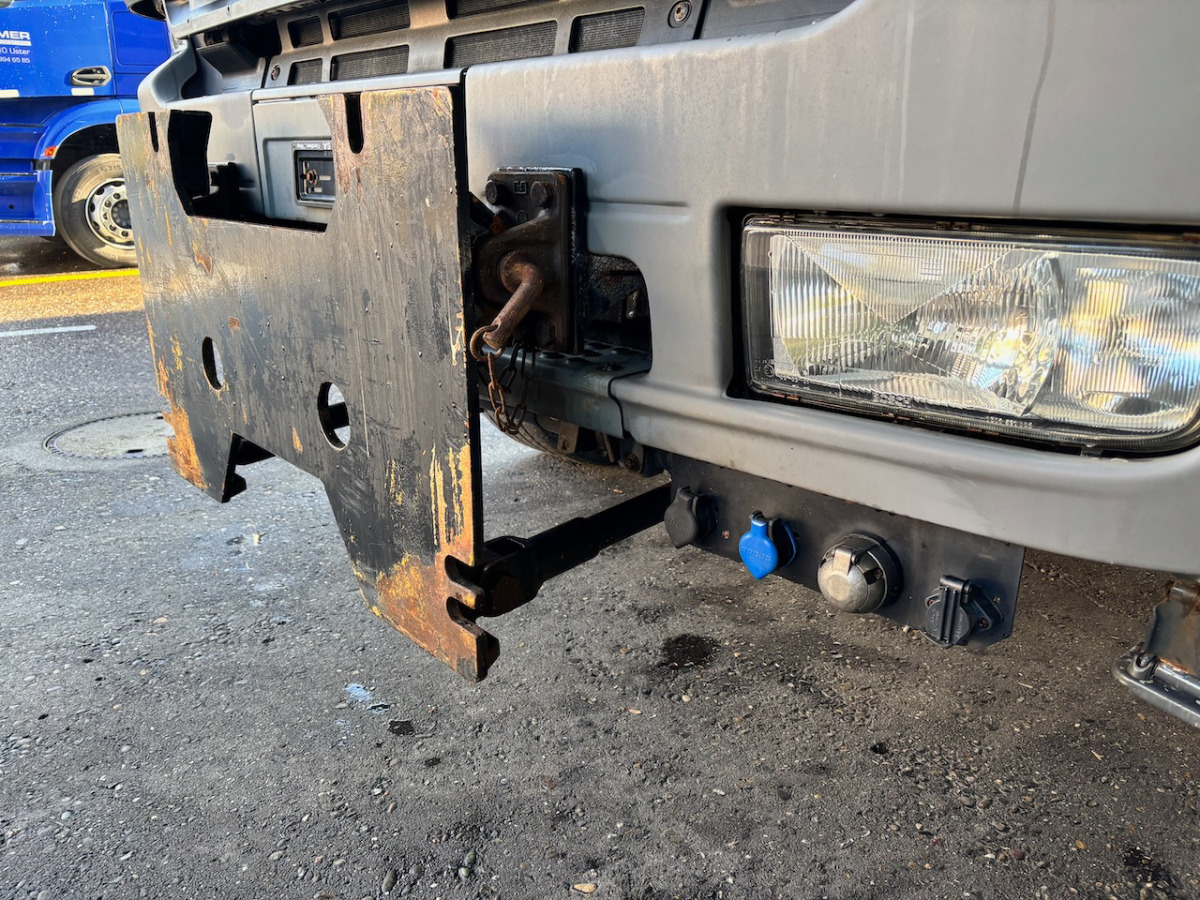 MERCEDES Actros 1848 4x4 - Camión volquete: foto 4 MERCEDES Actros 1848 4x4 - Camión volquete: foto 4